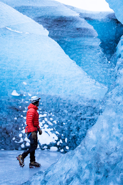 iceguide-landing-page-glacier-hike-ice-cave
